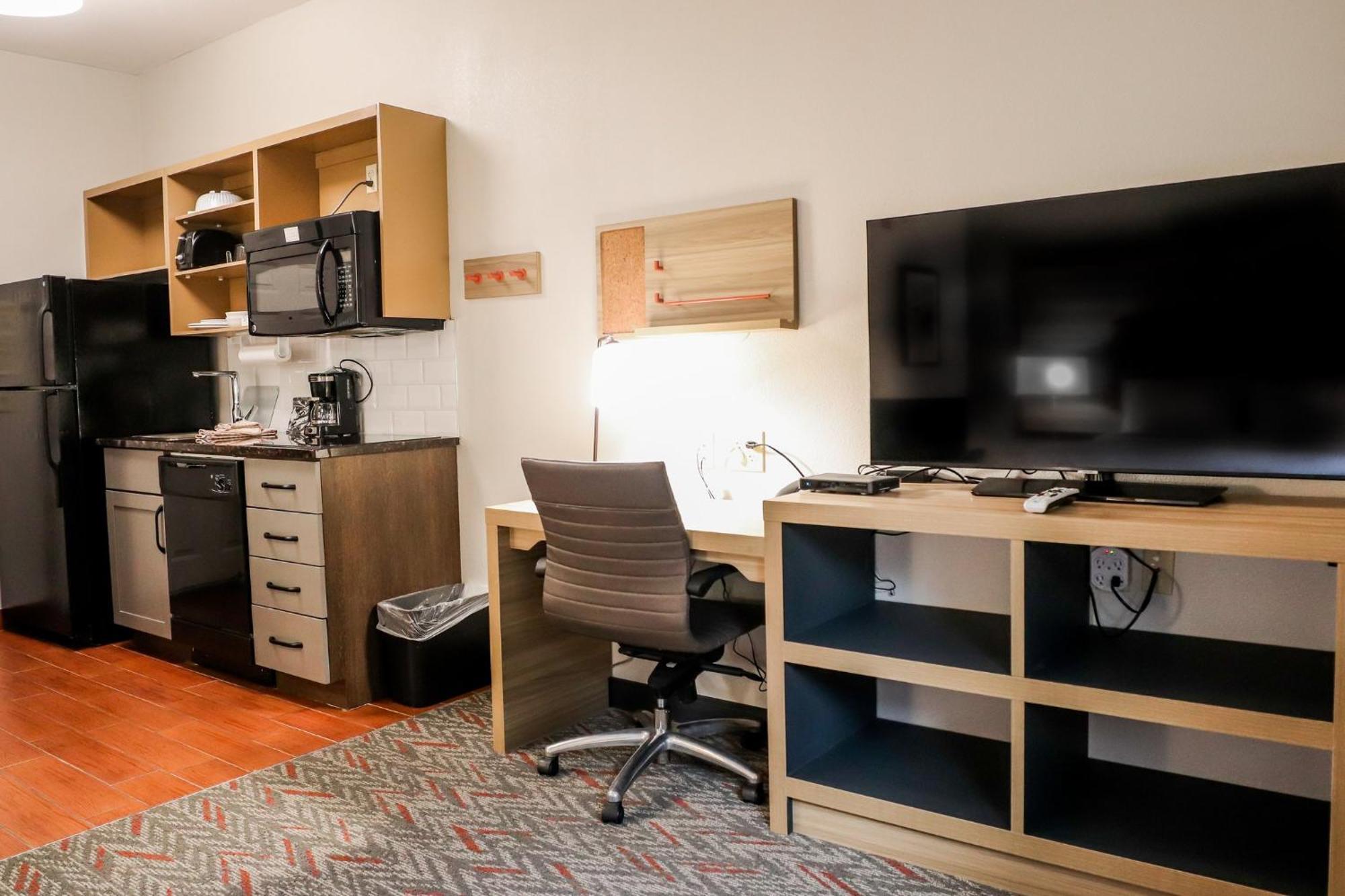 Candlewood Suites Richmond Airport By Ihg Sandston Exterior photo