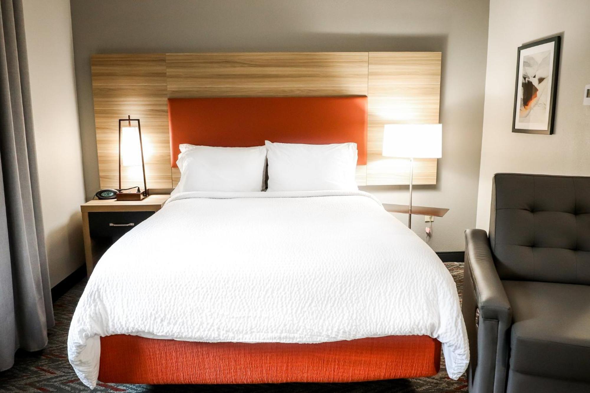 Candlewood Suites Richmond Airport By Ihg Sandston Exterior photo