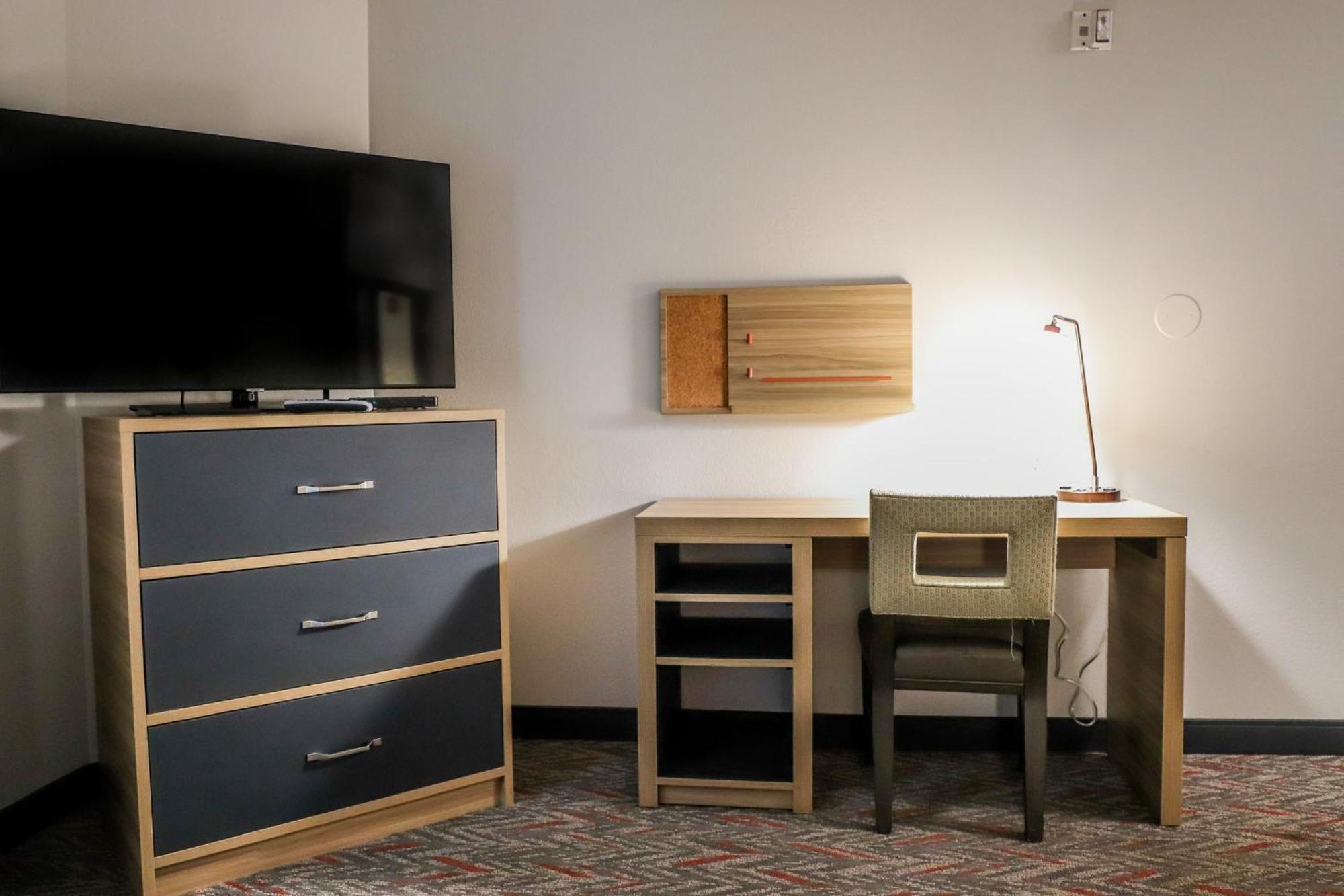Candlewood Suites Richmond Airport By Ihg Sandston Exterior photo