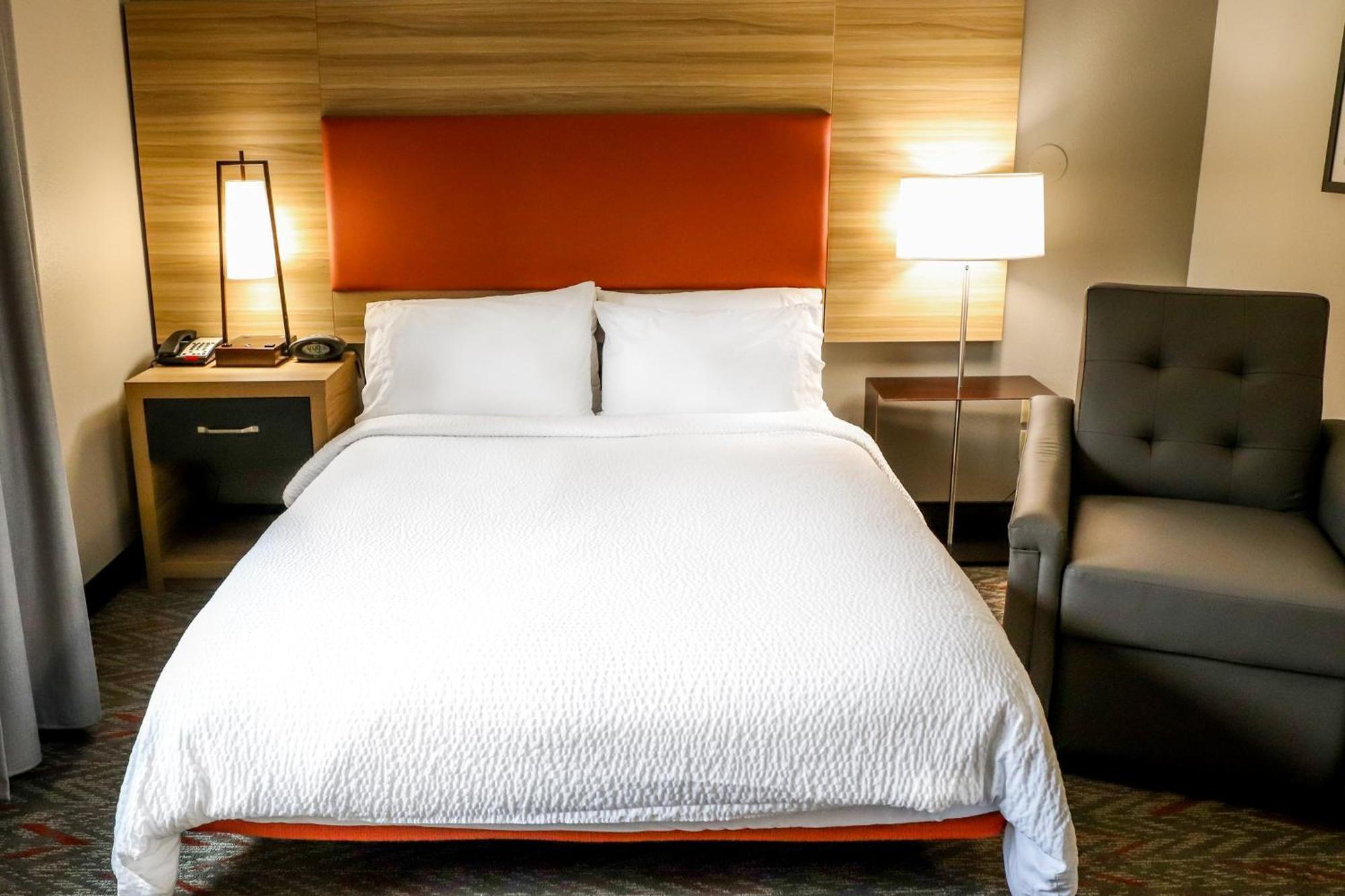 Candlewood Suites Richmond Airport By Ihg Sandston Exterior photo